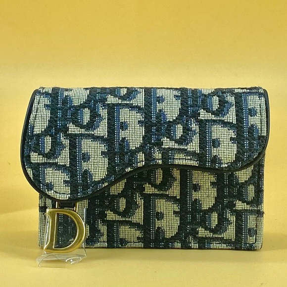 ✈️sold✈️Brand new Dior SADDLE FLAP CARD HOLDER - Picture 3 of 8